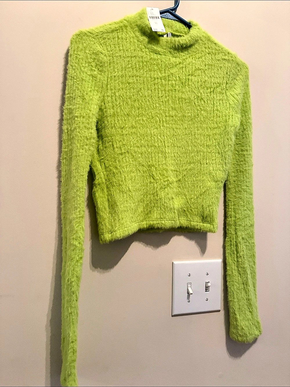 Anthropologie Fuzzy Crew Neck Sweater in Green Size XS NWT